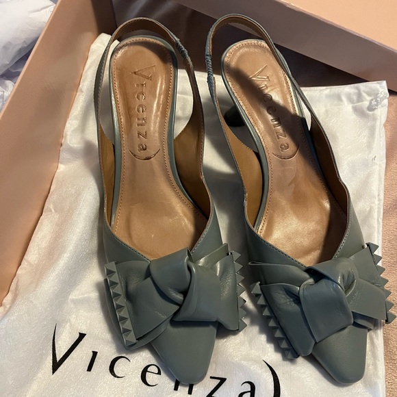 Bow Slingback Heels - Picture 4 of 8